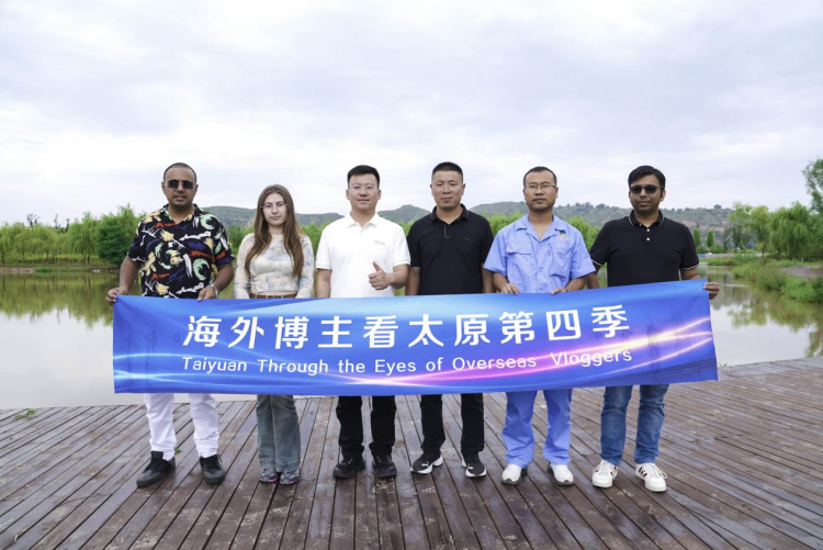 晨雾湿地 晴空双塔 海外博主解锁太原的自然与时光密码_fororder_666