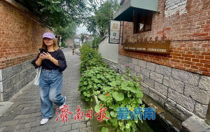 浅秋染老街 尽显济南老城韵味