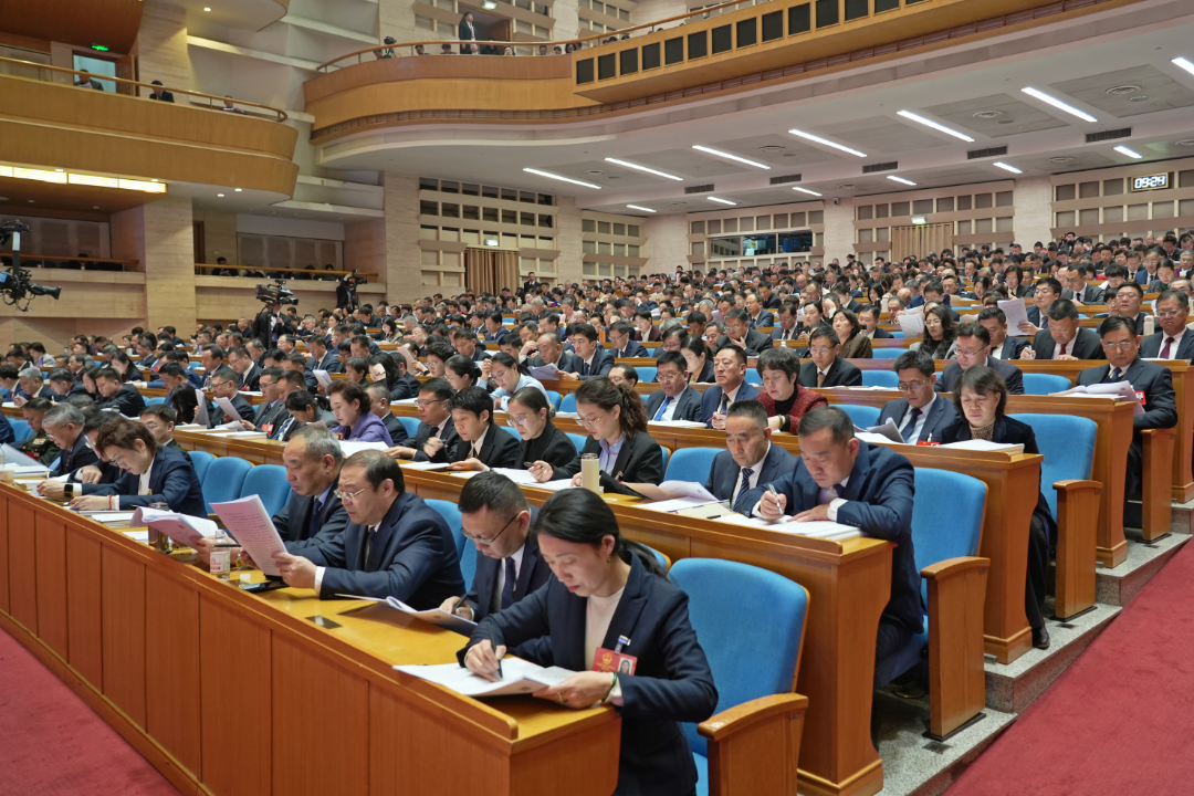 山东省十四届人大四次会议开幕_fororder_图片5