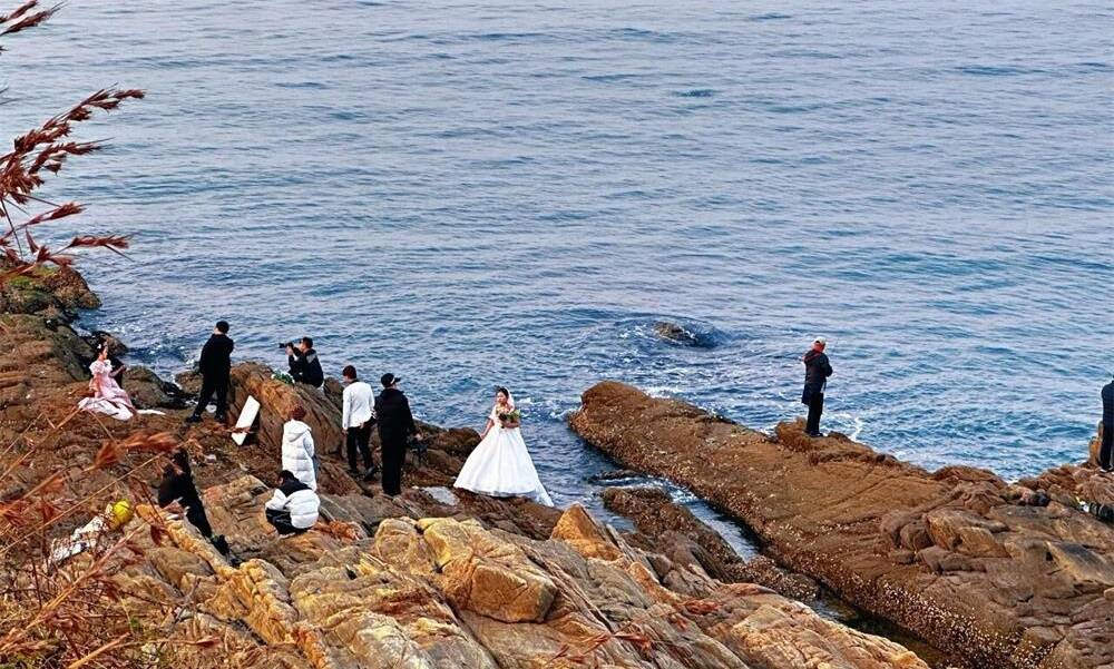 威海市环翠区:冬日“趣”看海 浪漫不打烊