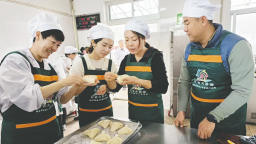 烟台用心绘就民生幸福底色