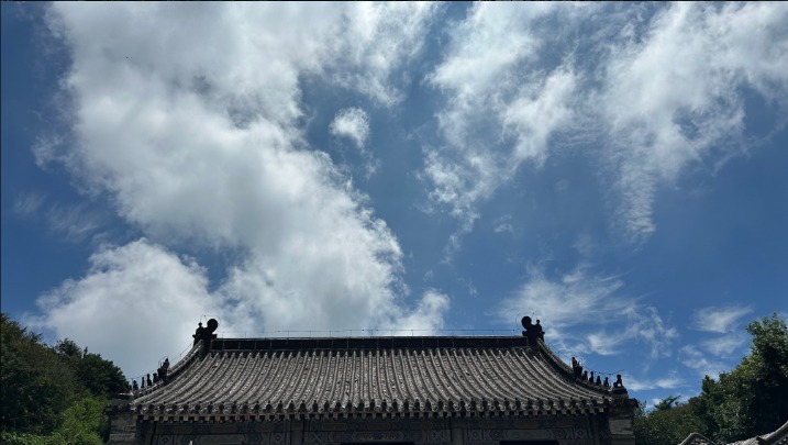 山东泰安：云作丝，风为引！登泰山“天界漫游”，把夏日浪漫全打包