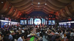 【2026打卡中国】与世界干杯！青岛开启夏日啤酒狂欢