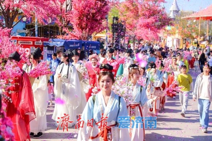 “五一”假期首日：济南30家重点景区接待游客60.74万人次