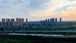 国铁济南局“双节”发送旅客1297.9万人次 多项客运指标创新高