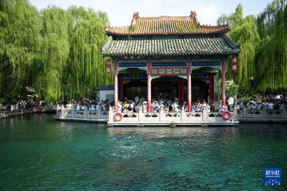 济南趵突泉重现“水涌若轮”美景