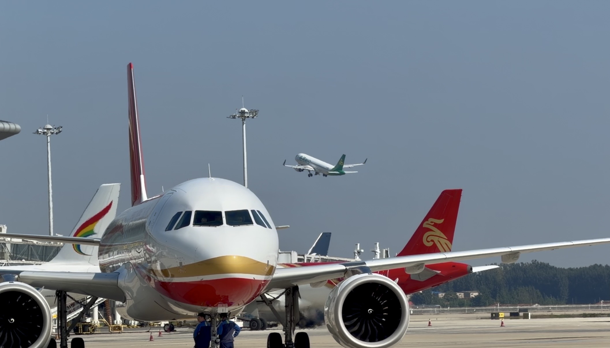 山东机场2025冬航季新增45条航线​​_fororder_微信图片_20251024081231_134_435