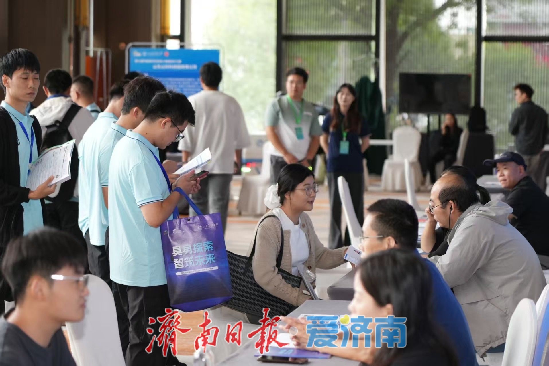 具身探索 智筑未来 第七届中国研究生机器人创新设计大赛全国总决赛在济南开幕
