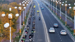 山东蓬莱：一场机车巡游带火一座仙境小城