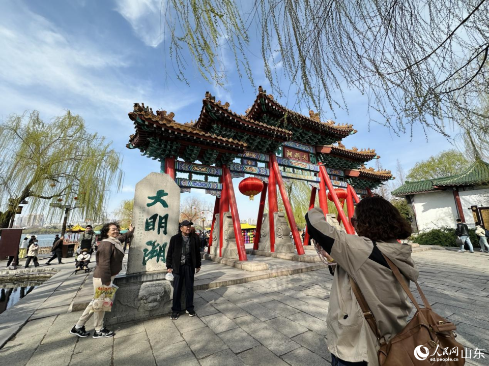 春染明湖 繁花入画_fororder_007