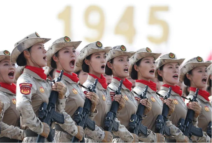 好young济宁丨济宁学子赵雨欣亮相九三阅兵民兵方队