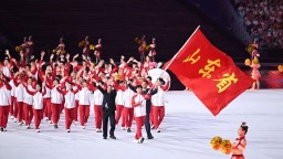 奥运冠军李越宏担任第十五届全运会开幕式山东体育代表团旗手 济南市参赛人数创历届全运会之最