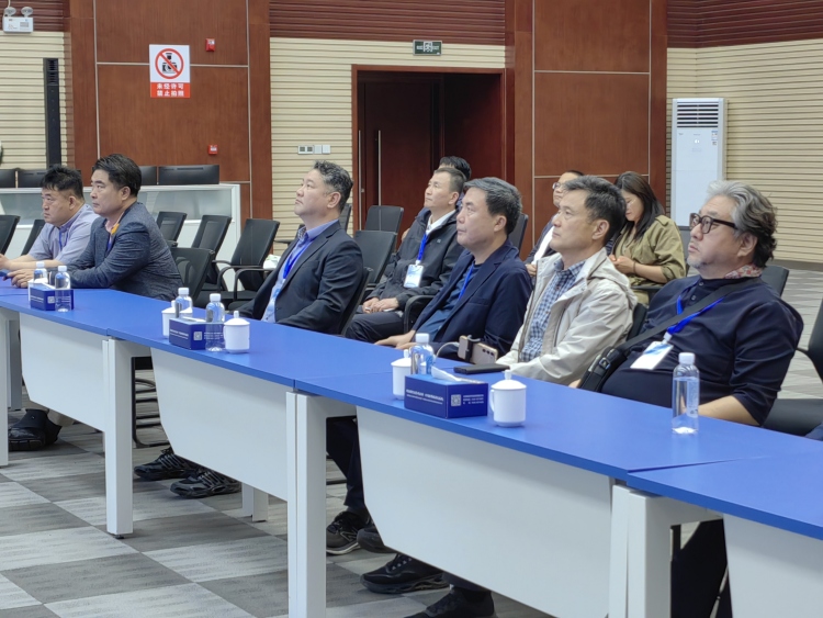 【Hi,Shandong】外媒记者探访东营港经济开发区数智化转型实践_fororder_3e35e444e5237dc6b1507bcf136f85d