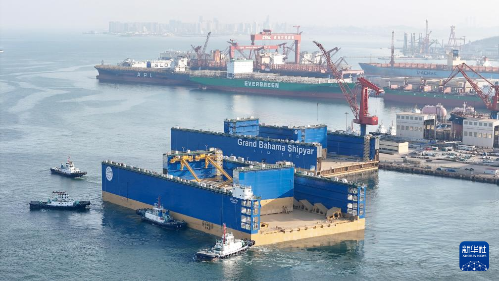 12万吨举力浮船坞在山东青岛启运_fororder_【启运】2