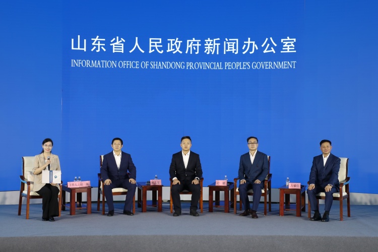 山东：以“链”聚势 赋能新能源汽车产业高质量发展_fororder_AT9A9447_副本
