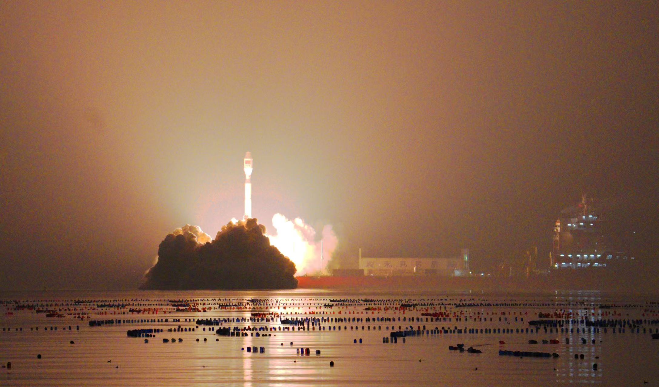 捷龙三号遥十运载火箭在烟台海阳近海发射成功_fororder_微信图片_20260323131101_1440_106