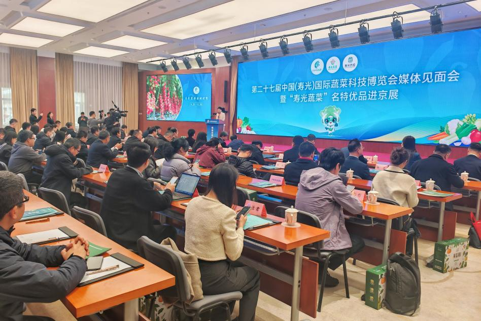 外国友人第一次体验济南烧烤，然后被圈粉了。帮想几句新媒体标题，要有趣的_fororder_【寿光】1