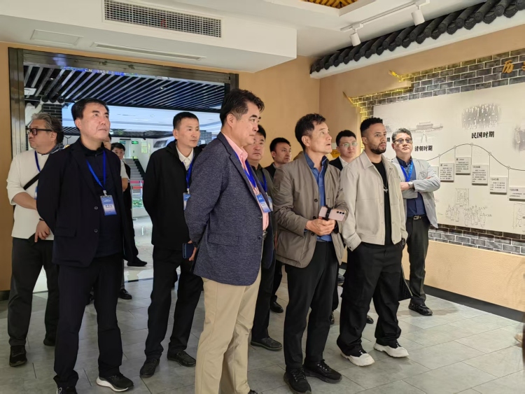 【Hi,Shandong】“Hi,Shandong—机遇中国 青岛优品” 海外媒体青岛行活动圆满落幕_fororder_a6f64100317b6ad4d893ad833a1ca80