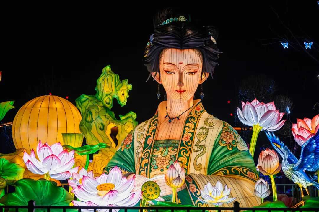 济南新春赏灯新选择，起步区鹊山生态文化区上演“大河华章·光耀鹊华”新春灯会