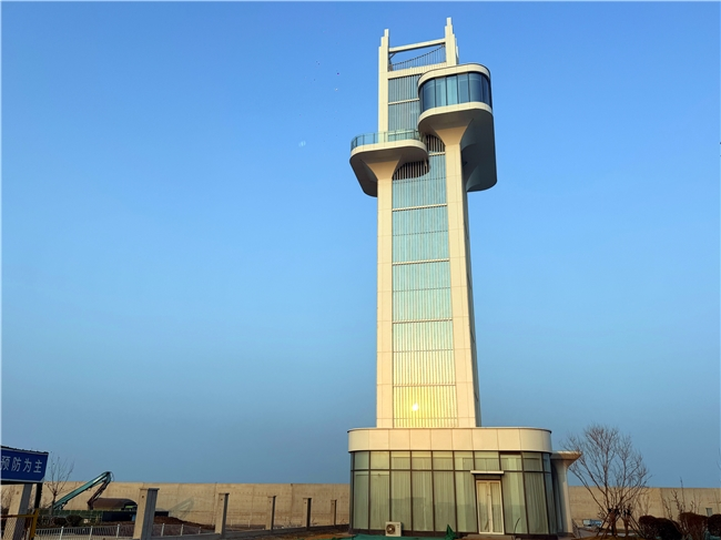 “环保之眼”亮相日照港，岚山港区环保监控塔幕墙工程竣工_fororder_图片1