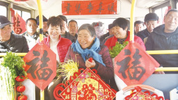 淄博沂源：爱心公交 温暖年集