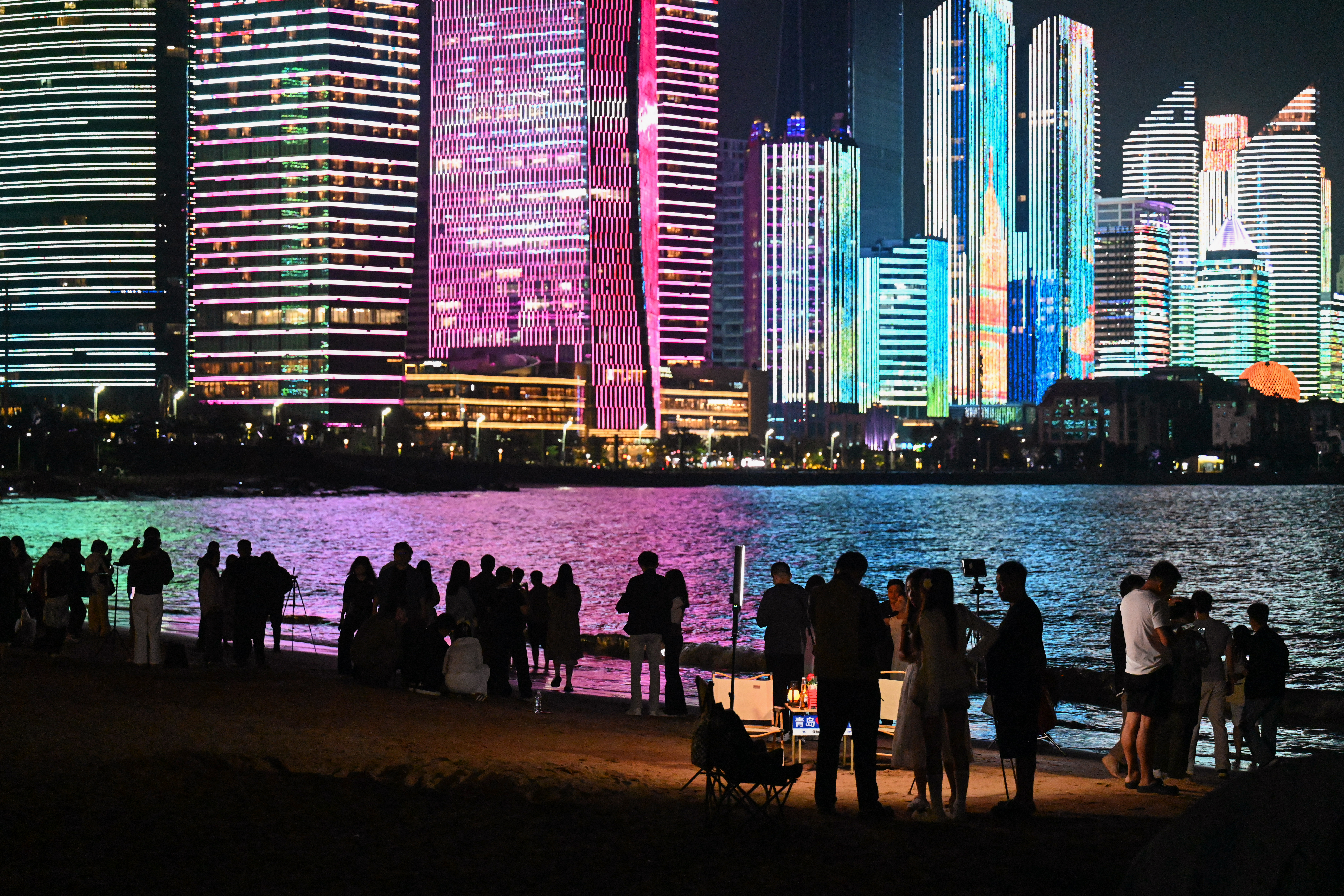 青岛第三海水浴场成浮山湾灯光秀“最佳观景台”_fororder_DSC_9638.JPG