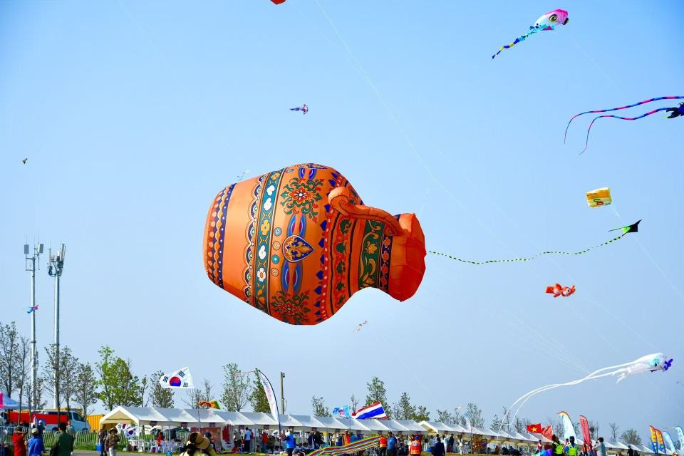 漫天纸鸢竞潍坊——2026潍坊风筝嘉年华掠影_fororder_006