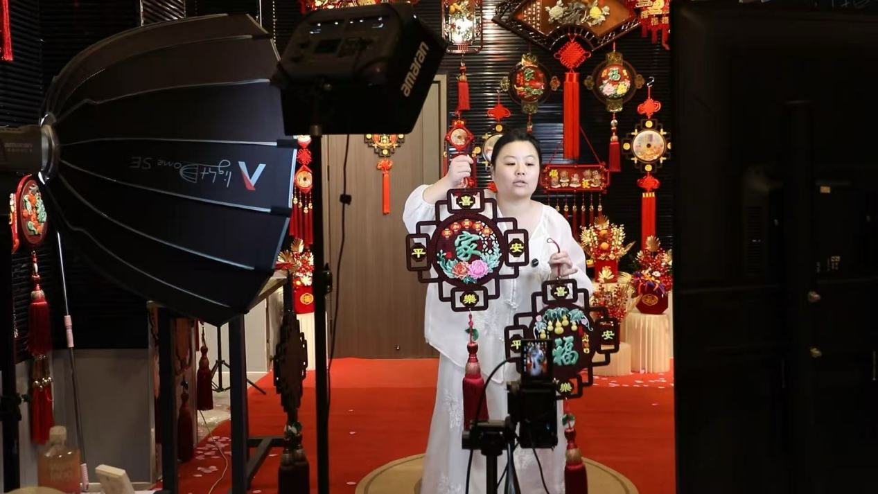 年产值18亿元 山东“中国结艺之乡”产销两旺迎新春