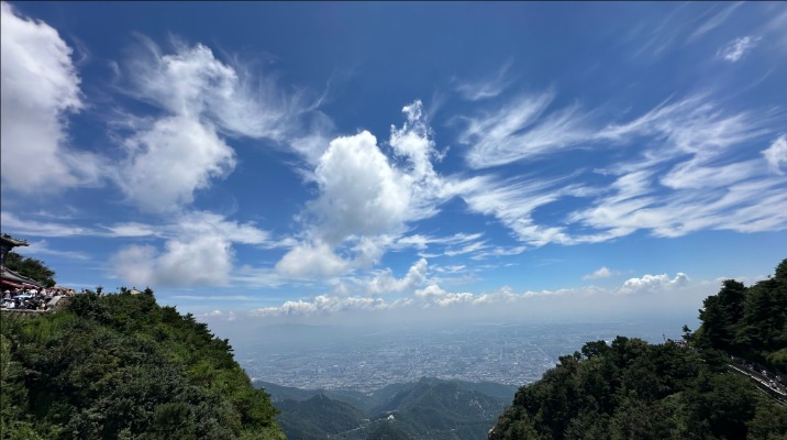山东泰安：云作丝，风为引！登泰山“天界漫游”，把夏日浪漫全打包