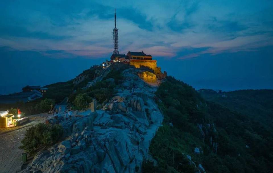 山东泰安：当夏日的风拂过泰山 云端上的美景让你一眼心动！_fororder_12