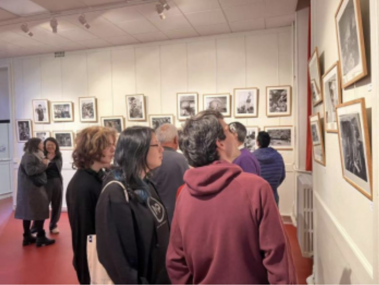 济南摄影艺术展亮相法国_fororder_1