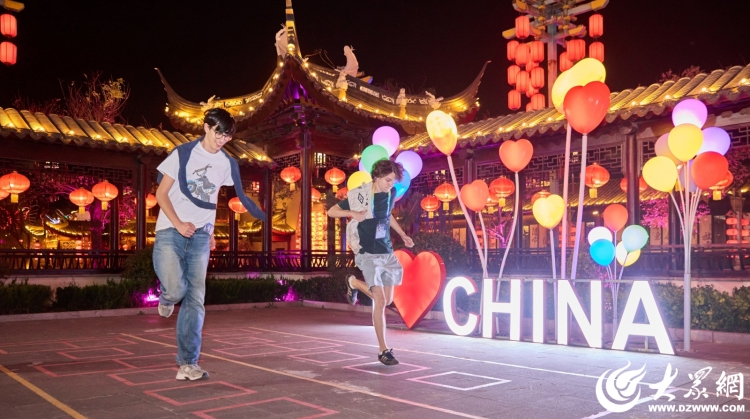 2026年世界大学生智力运动会大学生运动员打卡临清东宛园_fororder_33942e9da1ec58d94c4f436c5016a2ca