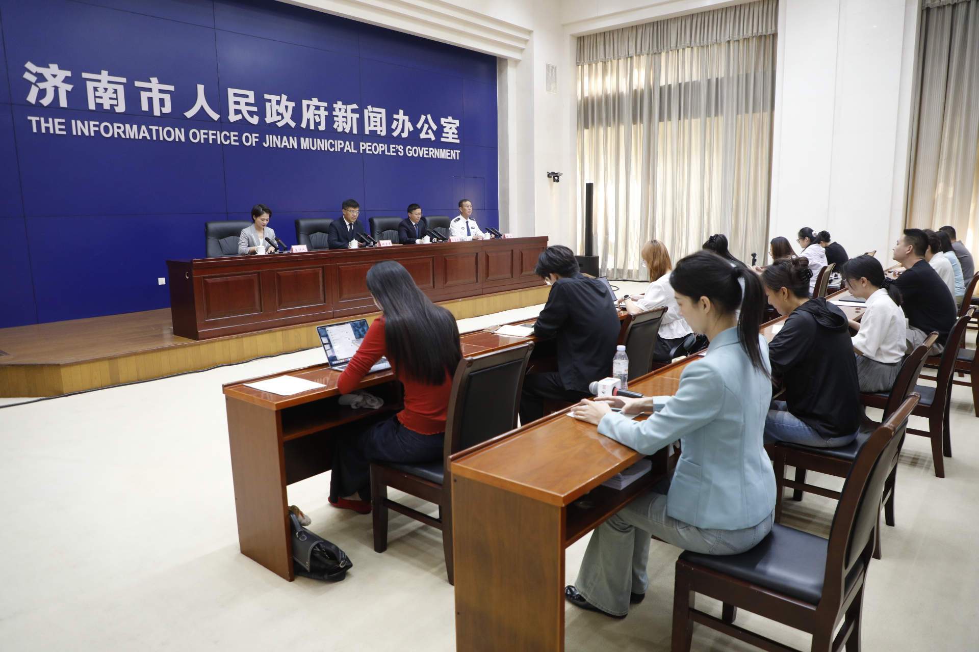 濟南:多部門聯動,織密中秋國慶“雙節”安全網