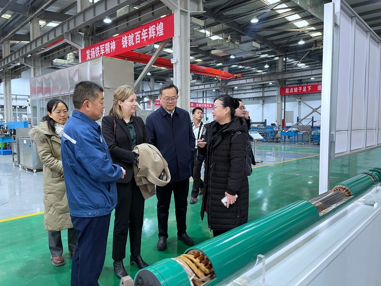 加拿大驻华大使馆一行来东营市访问