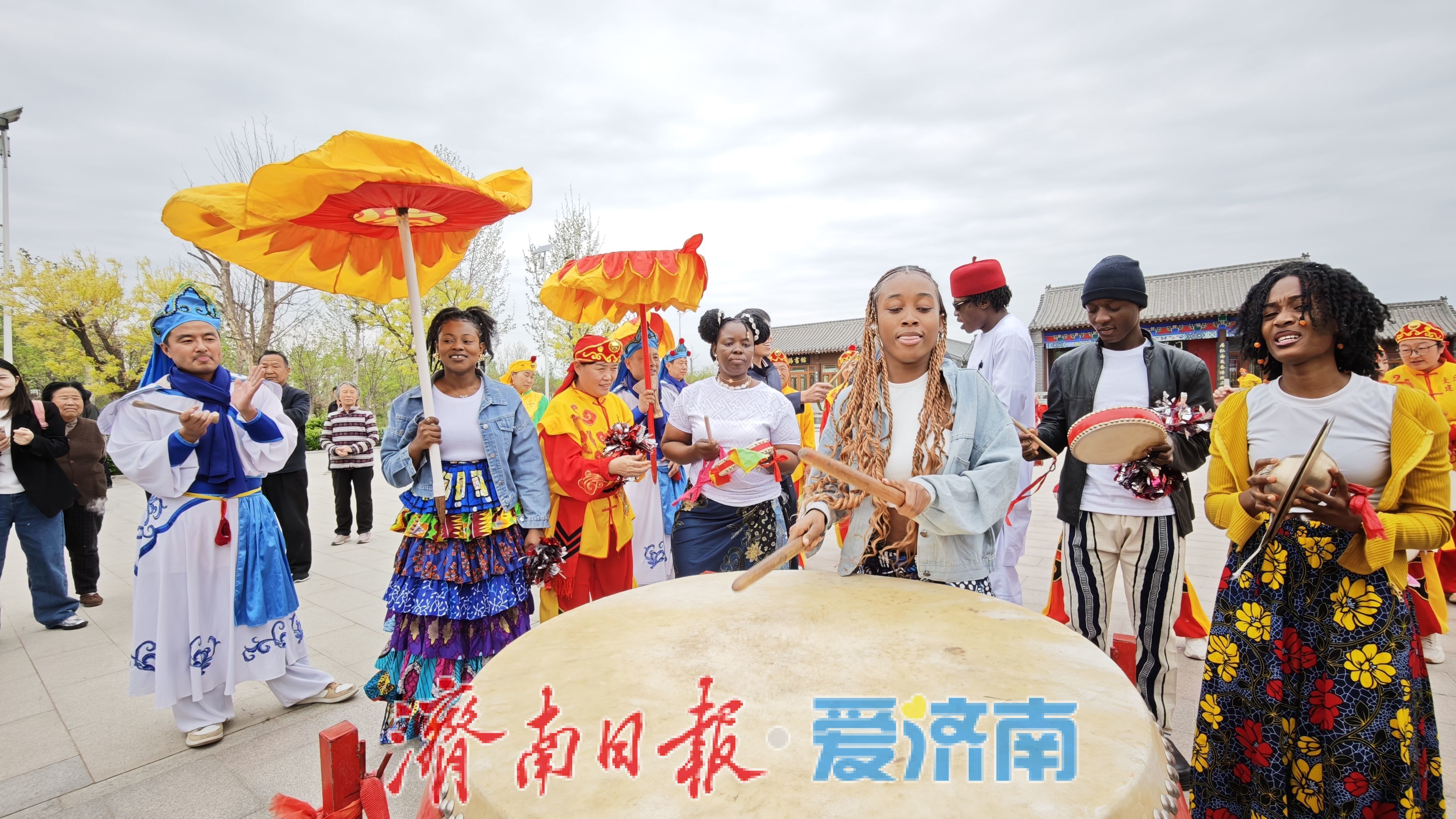 济南商河成功举办“非遗文化人才交流互鉴”活动暨“山东财经大学国际教育学院中华优秀传统文化社会实践基地”揭牌仪式