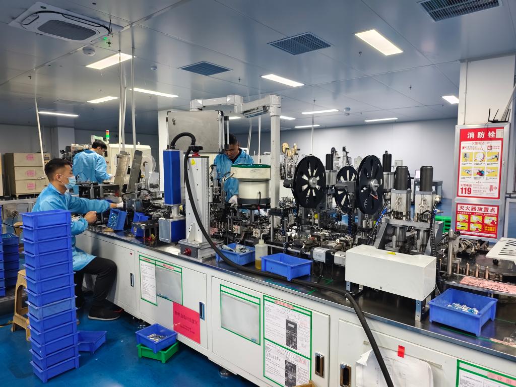 聚焦19条标志性产业链 山东塑造工业发展新动能_fororder_新华网3