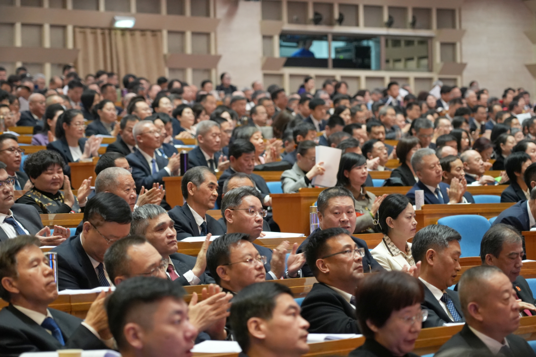 山东省十四届人大四次会议开幕_fororder_图片6