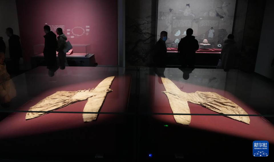 山东博物馆举办“鲁王之宝——明朱檀墓珍藏”展