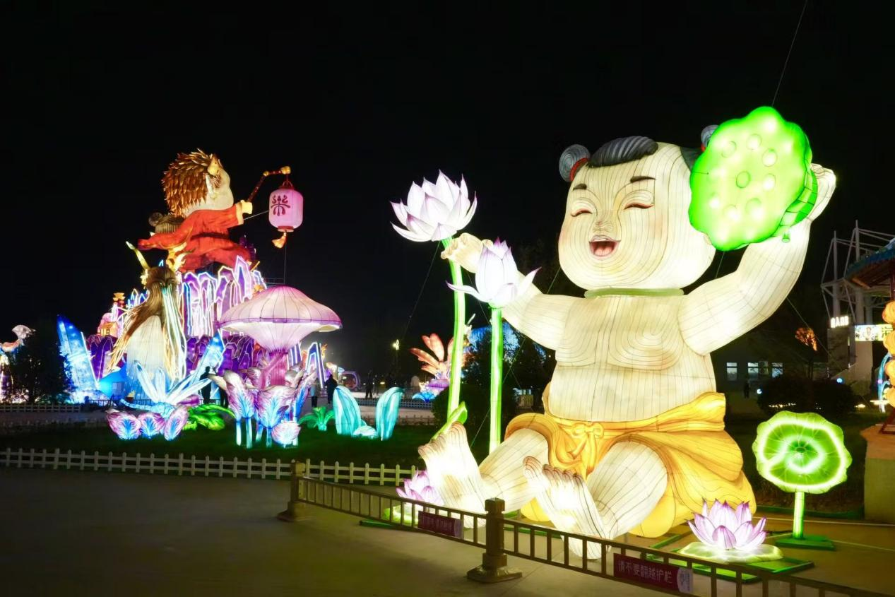 光影齐风耀淄博——走进淄博花灯齐彩城