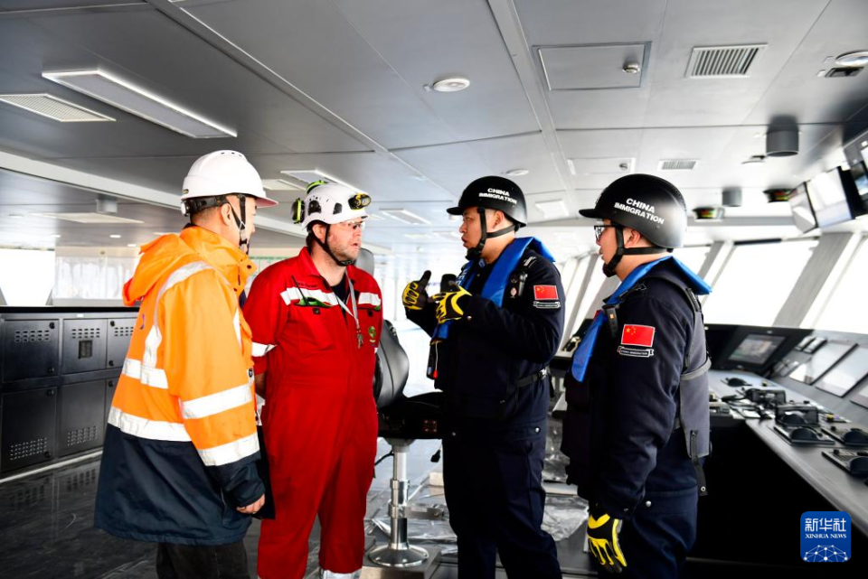 新春走基层丨山东烟台：芝罘湾畔的巡护者