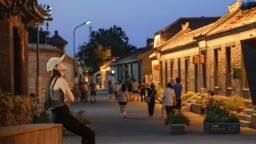 山东济南：夜游泉城新地标，百年上新街焕活城市“夜动力”