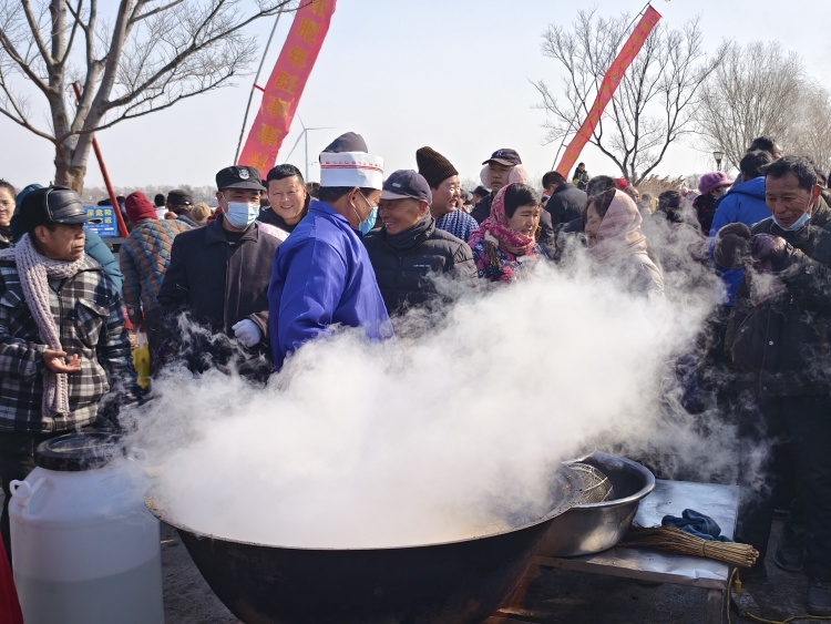 济宁鱼台县王庙镇旧城海子捕鱼季启动_fororder_ghdkfB-20260208094249-H7bvAR-