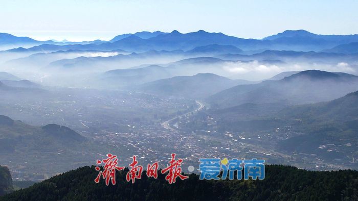济南南部山区迎云海奇观 绘就现实版“千里江山图”