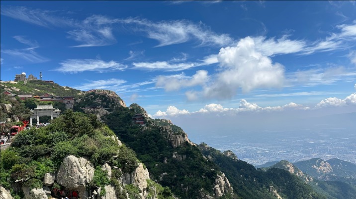 山东泰安：云作丝，风为引！登泰山“天界漫游”，把夏日浪漫全打包