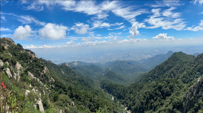 山东泰安：云作丝，风为引！登泰山“天界漫游”，把夏日浪漫全打包
