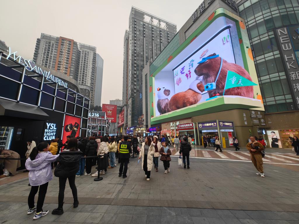 单日最高客流105万人次 这个老商圈为何能这么火？