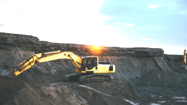 煤炭消费负增长不是“终场哨”_fororder_微信截图_20251218090049