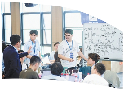 給青年學子種下敢闖敢為的種子