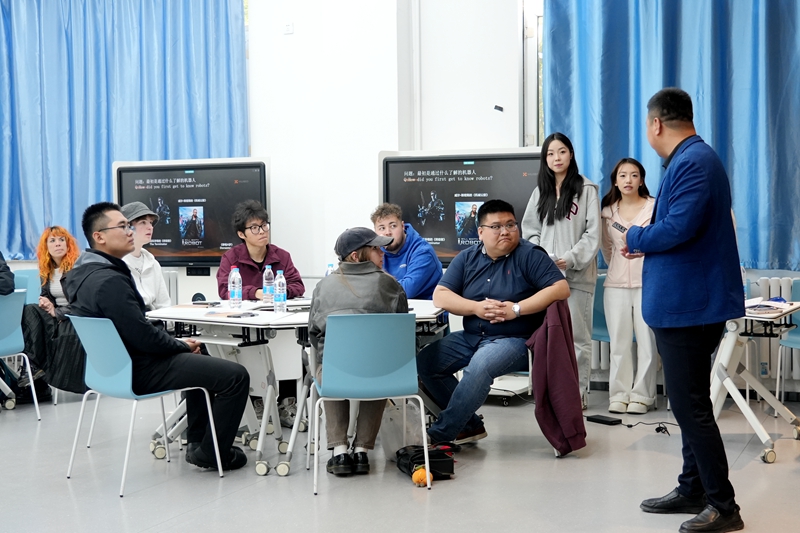 海棠为媒 青春对话 —— 燕京理工学院携手英国朴次茅斯大学开展中英青年文化交流