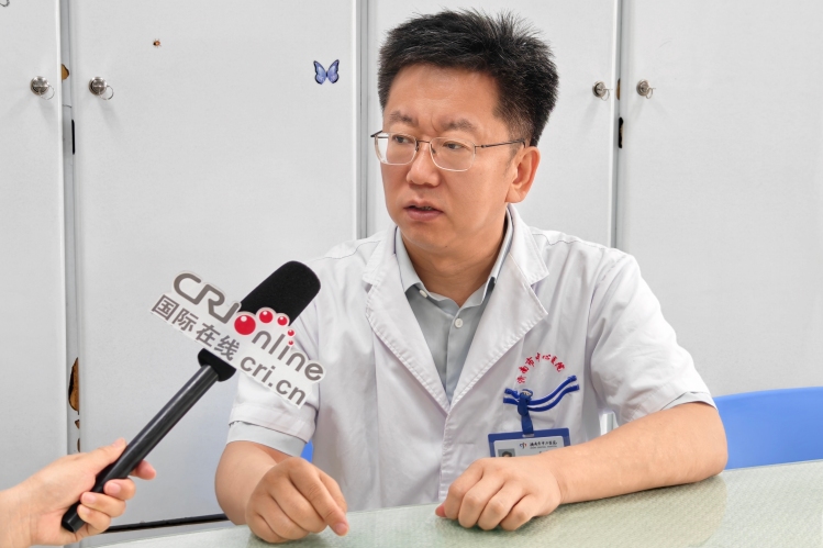 鲁医精诚 | 赵红洋:“一米高度”下的医者微光